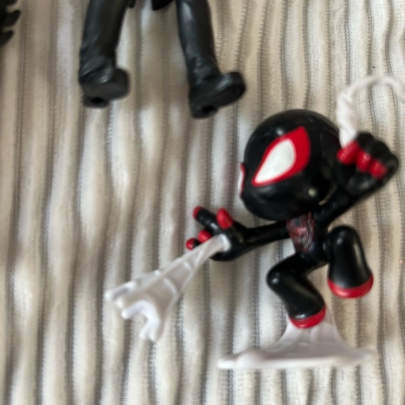 batman Forever/ Marvel action Mini figures Lot Of 4 Robin Spidey Spider Man - Picture 4 of 7